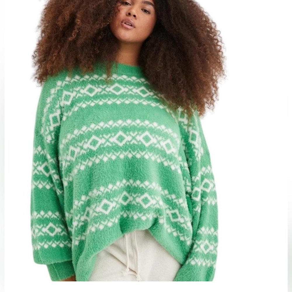 American Eagle S (M) NWT GREEN WHITE OVERSIZED FAIRISLE CROPPED HOLIDAY SWEATER